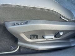 Foto Nummer 16: PEUGEOT 5008