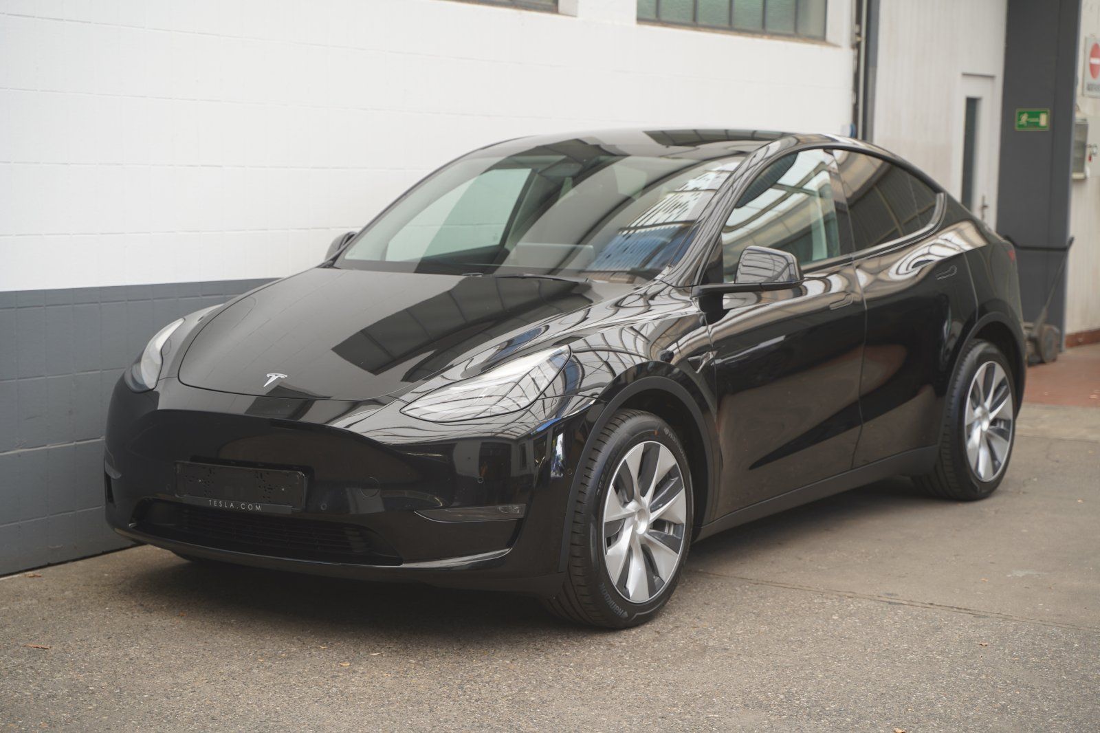 Tesla Model Y Long Range AWD *AHK*EAP*Mwst.* imagem 3