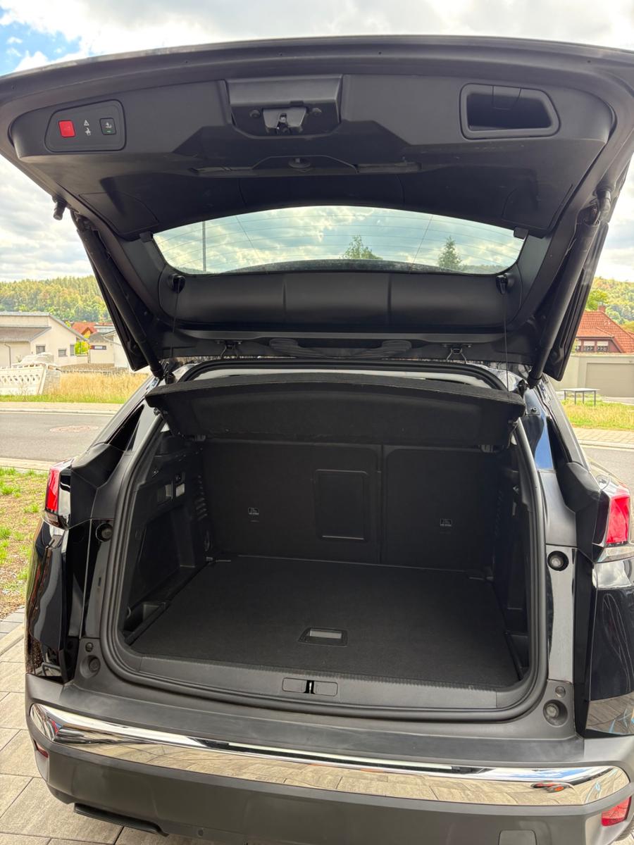 Peugeot 3008 Allure PureTech 130 .  Top gepflegt 
