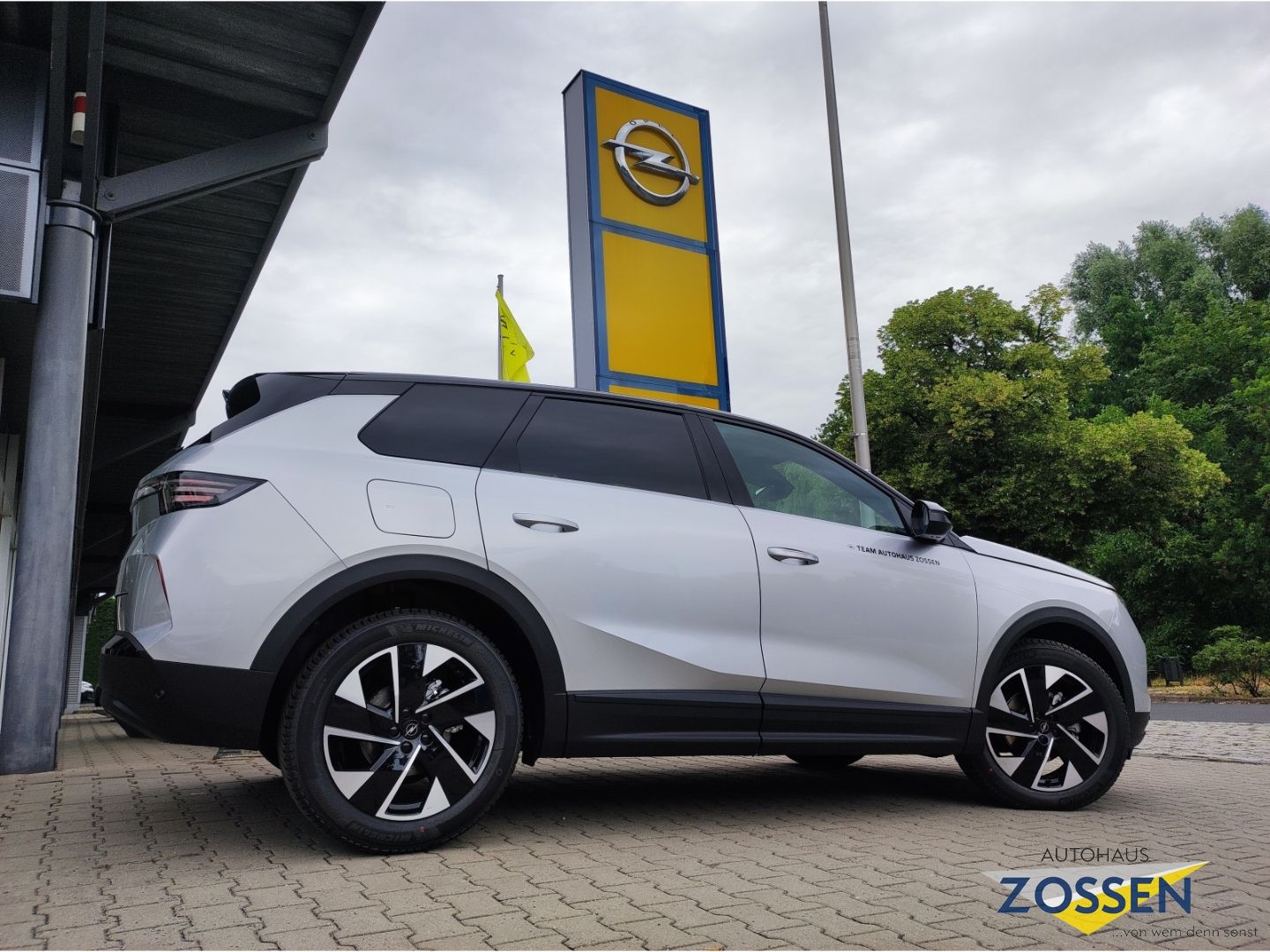 Opel Grandland Mild-Hybrid GS AHK+El. Panodach+Navi