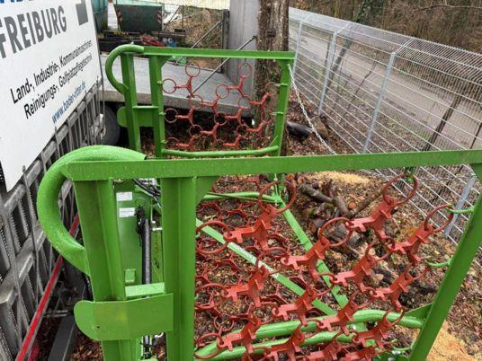 Andere Wiesenegge 5m 4-reihig hydr.