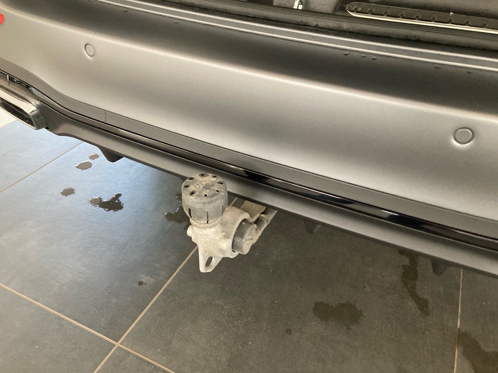 Fahrzeugabbildung Mercedes-Benz C 300 e T AMG*Pano*AHK*HUD*Distronic*Sound*360°*