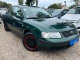 Volkswagen Passat*2.HD*Klima*AllWR*TÜV 05/27 - Volkswagen Passat: Grün
