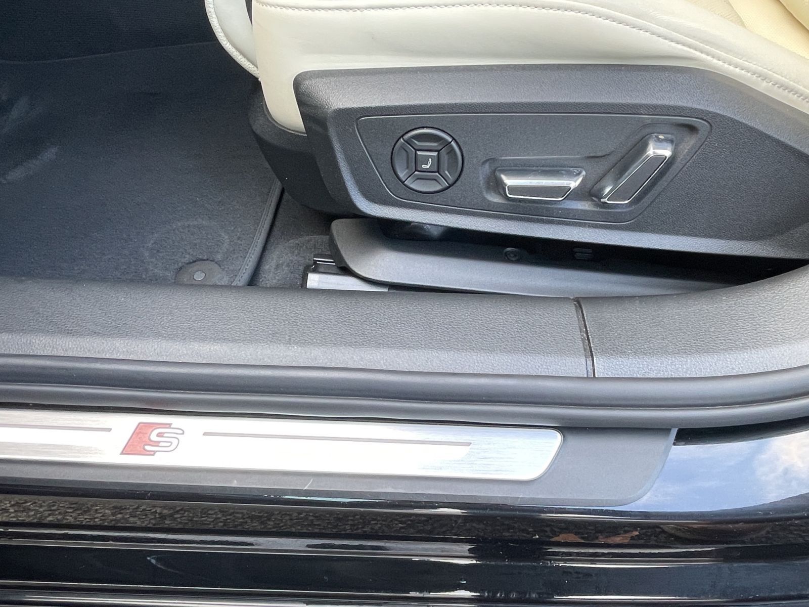 Audi S6 - Bild 21
