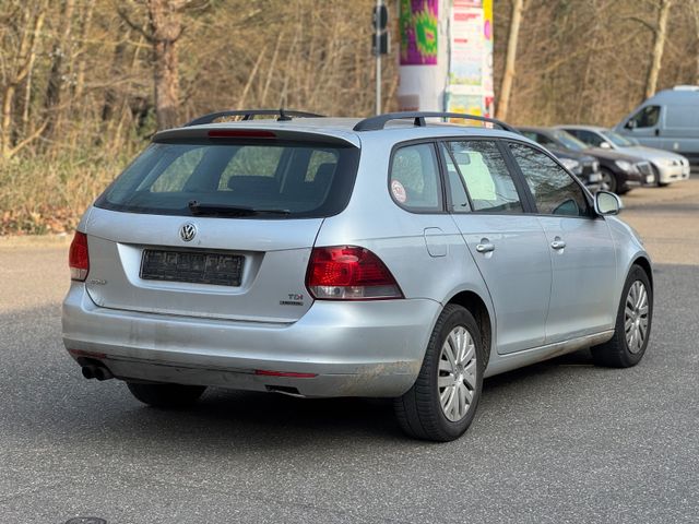 Fahrzeugabbildung Volkswagen Golf 1.6 TDI 4MOTION Comfortline Variant