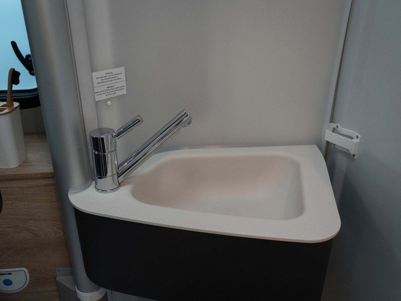 Fahrzeugabbildung Dethleffs Globetrail 600 DS Fiat *Elektro-&Komfort-Paket*