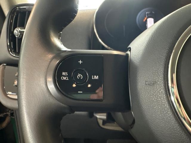 MINI Cooper S Countryman ALL4 Navi Digitales Cockpit 