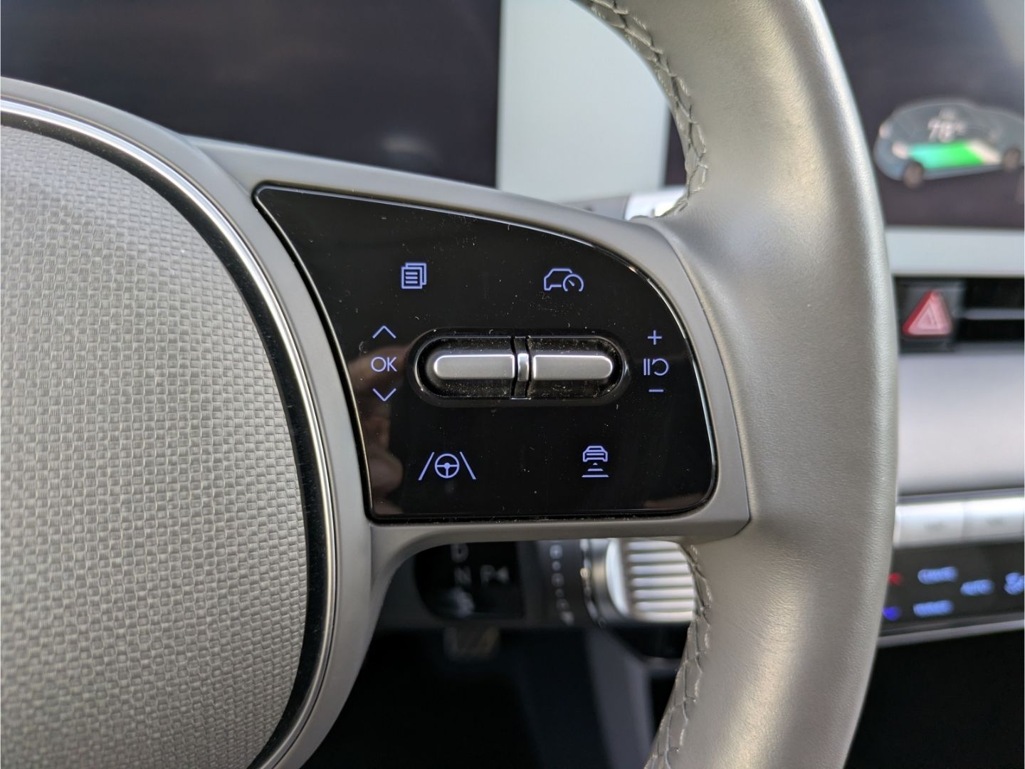 Hyundai IONIQ 5 Uniq HUD Navi Leder Memory Sitze SHZ Tem foto 10