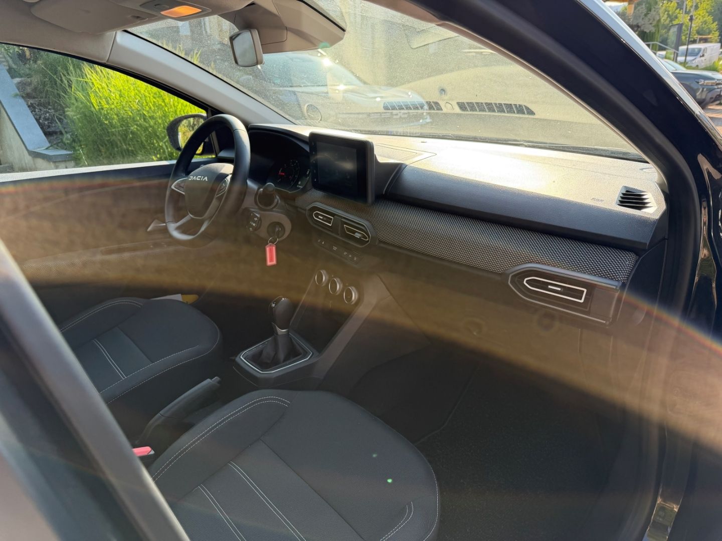 Fahrzeugabbildung Dacia Sandero III Expression 1.0 TCe 90 CVT EU6e LED K