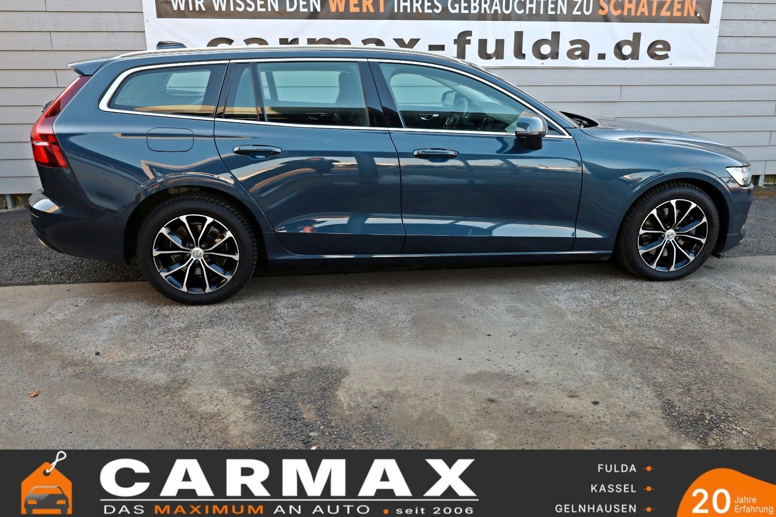 Fahrzeugabbildung Volvo V60 Kombi Momentum Pro Navi,LED,SH,360°,AppleCar