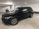 Mercedes-Benz GLC 200 4MATIC AHK/Night/Junge Sterne Garantie - Mercedes-Benz GLC 200 von privat