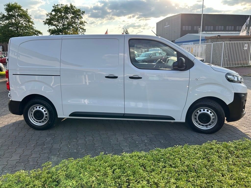 Fahrzeugabbildung Citroën Jumpy ELEKTRO, Klima, PTS, Tempomat, 3-Sitzer, D