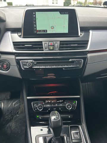 Fahrzeugabbildung BMW Active Tourer 220 i M Sport Autom.+Navi+Allw.LM+