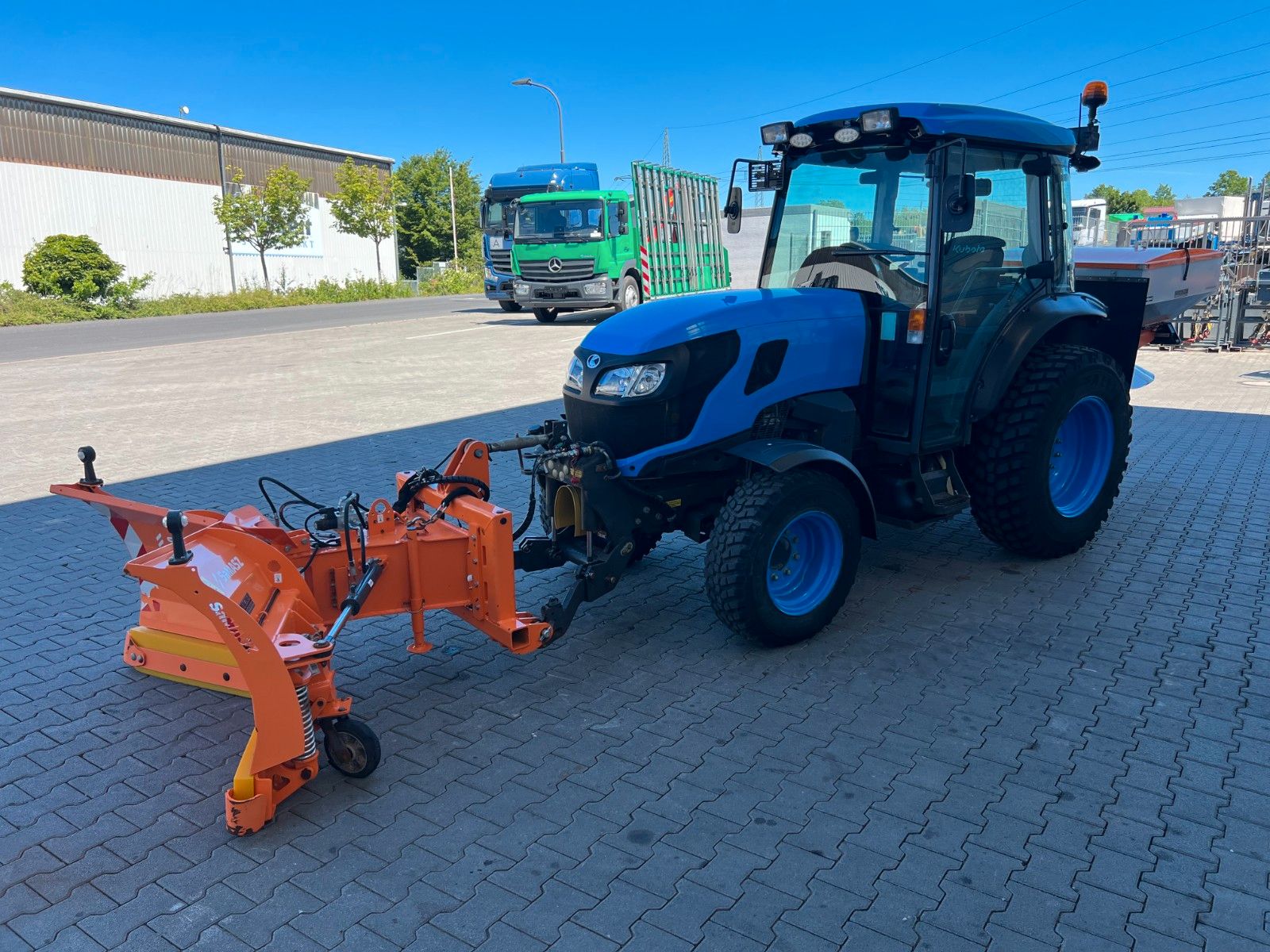 Fahrzeugabbildung Kubota M5101N / nur 437h / Kommunalpaket