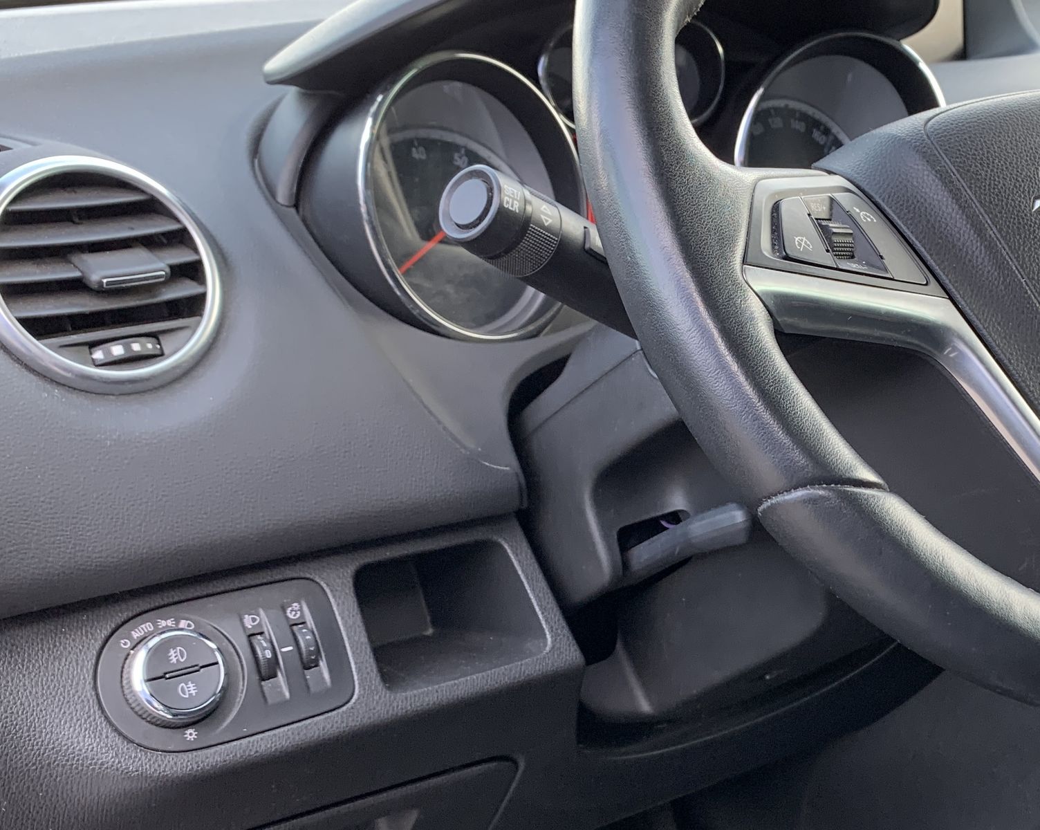 Fahrzeugabbildung Opel Meriva 1.4*Innovation*Cam*AHK*LHZ*SHZ*Temp*PDC*