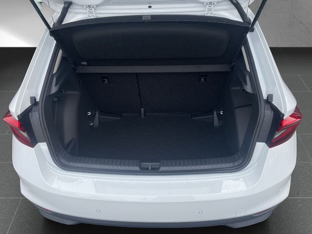 Skoda Fabia 1.0 TSI Tour *NAVI*KLIMA*SHZ*KAMERA*LED