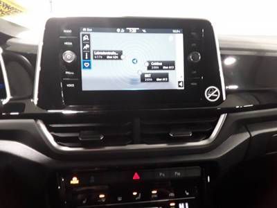 Fahrzeugabbildung Volkswagen T-Roc TSI R-Line DSG LEDplus AHK Navi AID ACC RF
