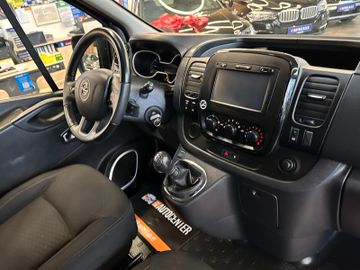 Opel Vivaro*TÜV 0828*9-SITZER*STHZ*TEMPO*AHK*PDC*