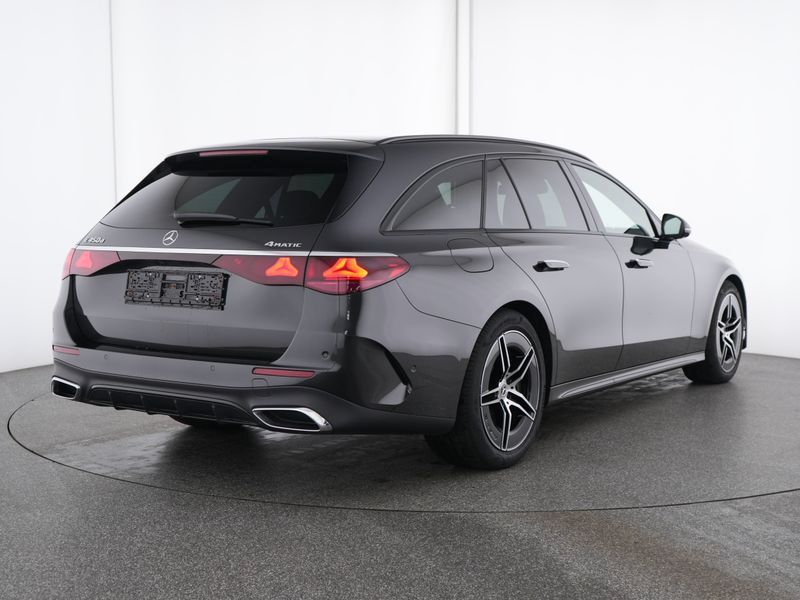 Fahrzeugabbildung Mercedes-Benz E 450 d 4M T AMG AHK+FahrassPak+StdHz+Burmester