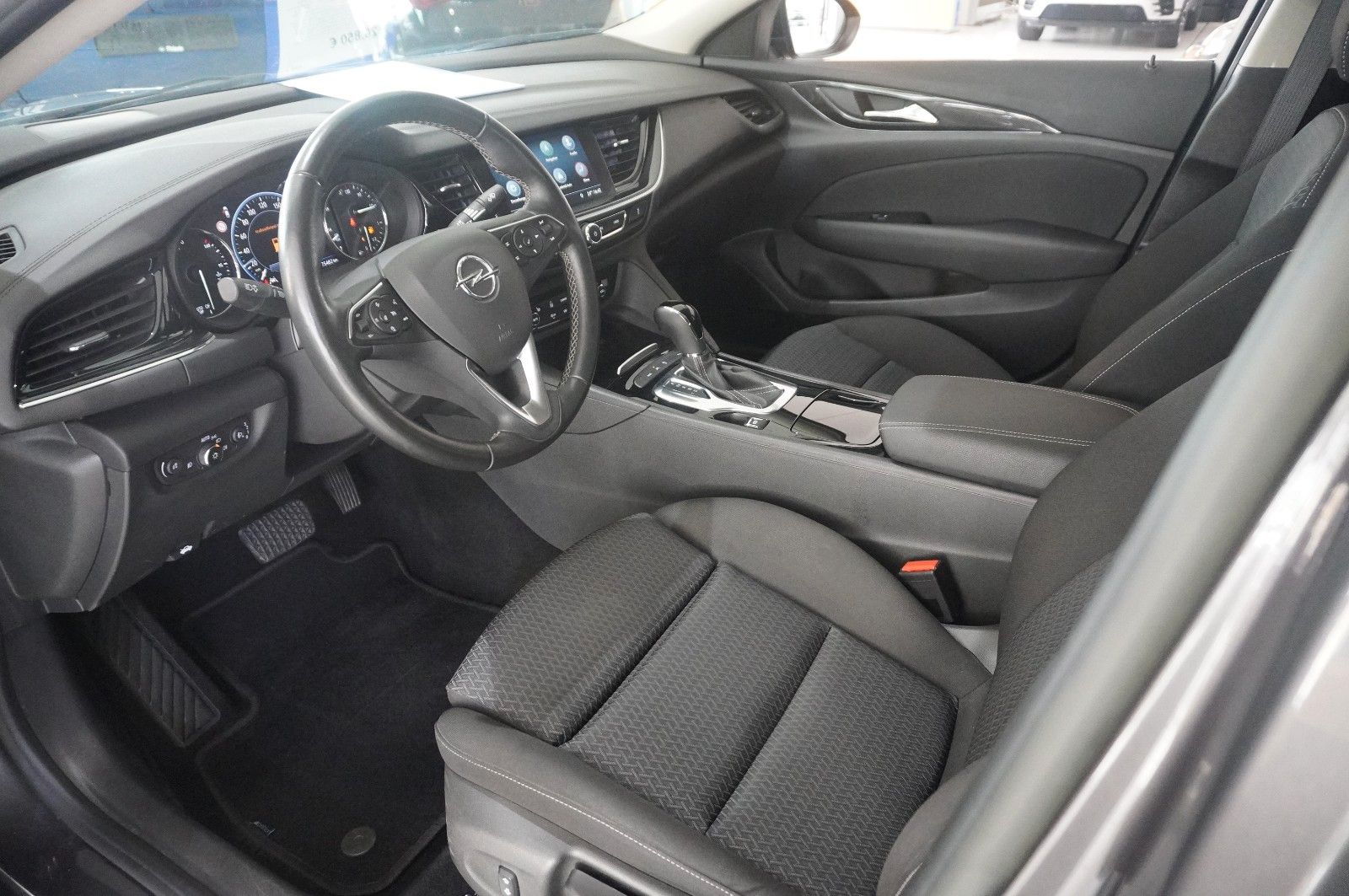 Fahrzeugabbildung Opel Insignia B GS 2.0D BUSINESS NAVI/LED/VIRT./DAB+