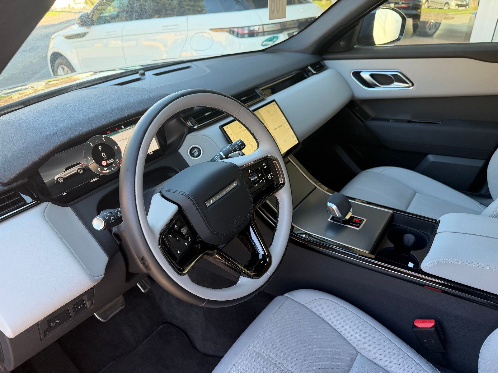 Fahrzeugabbildung Land Rover Range Rover Velar D300/R-DYNAMIC/MERIDIAN/PANO