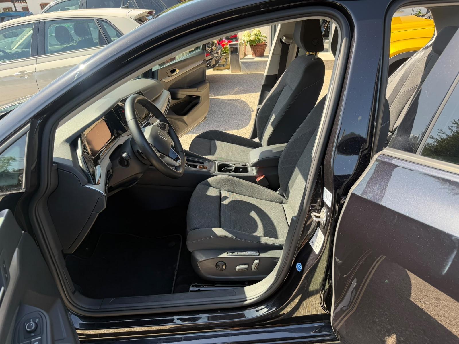 Volkswagen Golf VIII Limousine 2.0Ltr-85kW (116PS) TDI Life, миниатюра 29