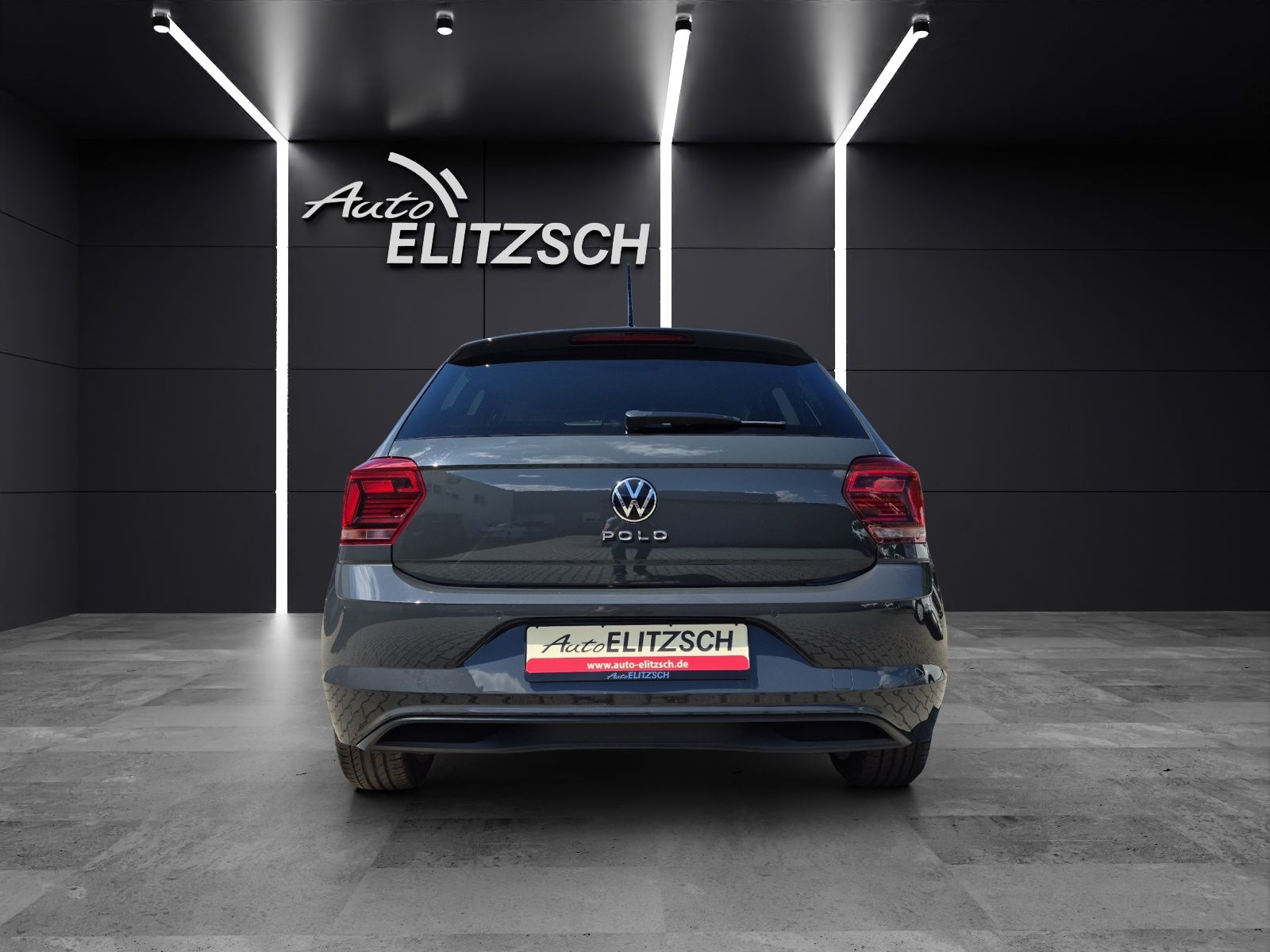 Fahrzeugabbildung Volkswagen Polo TSI Highline Navi AID RFK SH LM