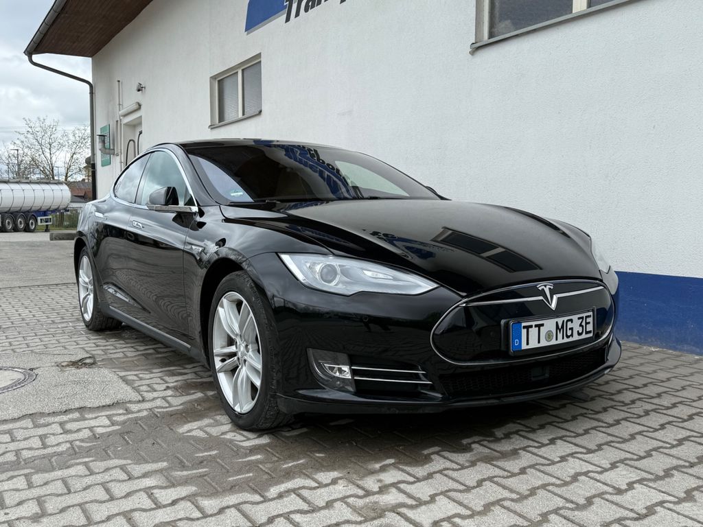 Image of Tesla Model S