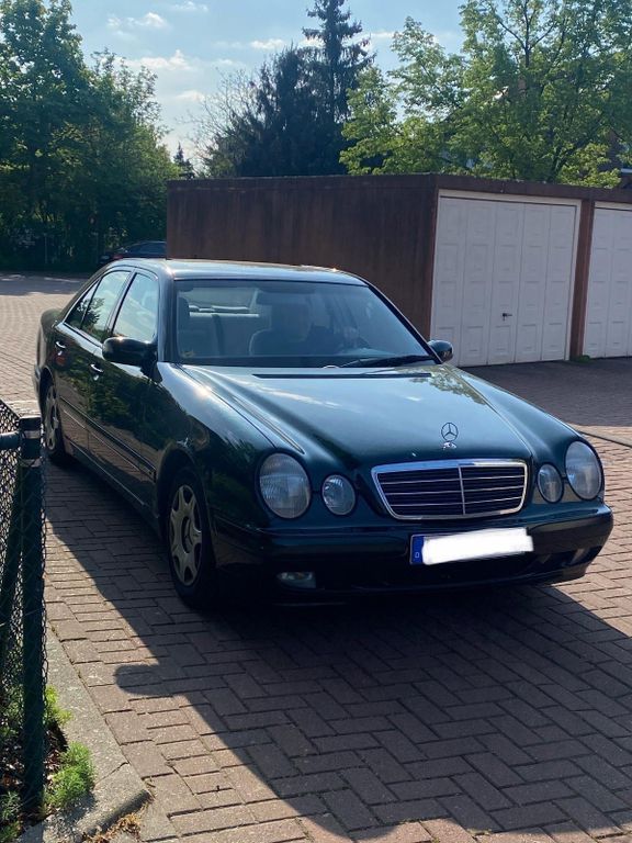 Angebot ansehen Mercedes-Benz E 240