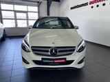 Mercedes-Benz B 180 Style *NAVI+LED+PDC+SITZHEIZUNG* - Mercedes-Benz B 180: Automatik
