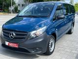 Mercedes-Benz Vito Tourer 114 CDI*Lang*MFL*PDC*Klima*9-Sitzer - Mercedes-Benz Vito: 9 Sitzer