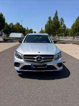 Mercedes-Benz GLC 300 4MATIC AMG Line Autom. Distronic Plus - Mercedes-Benz GLC 300 Gebrauchtwagen in Frankfurt