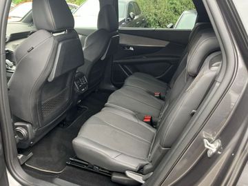 Peugeot 5008 BlueHDi 130 EAT8 GT