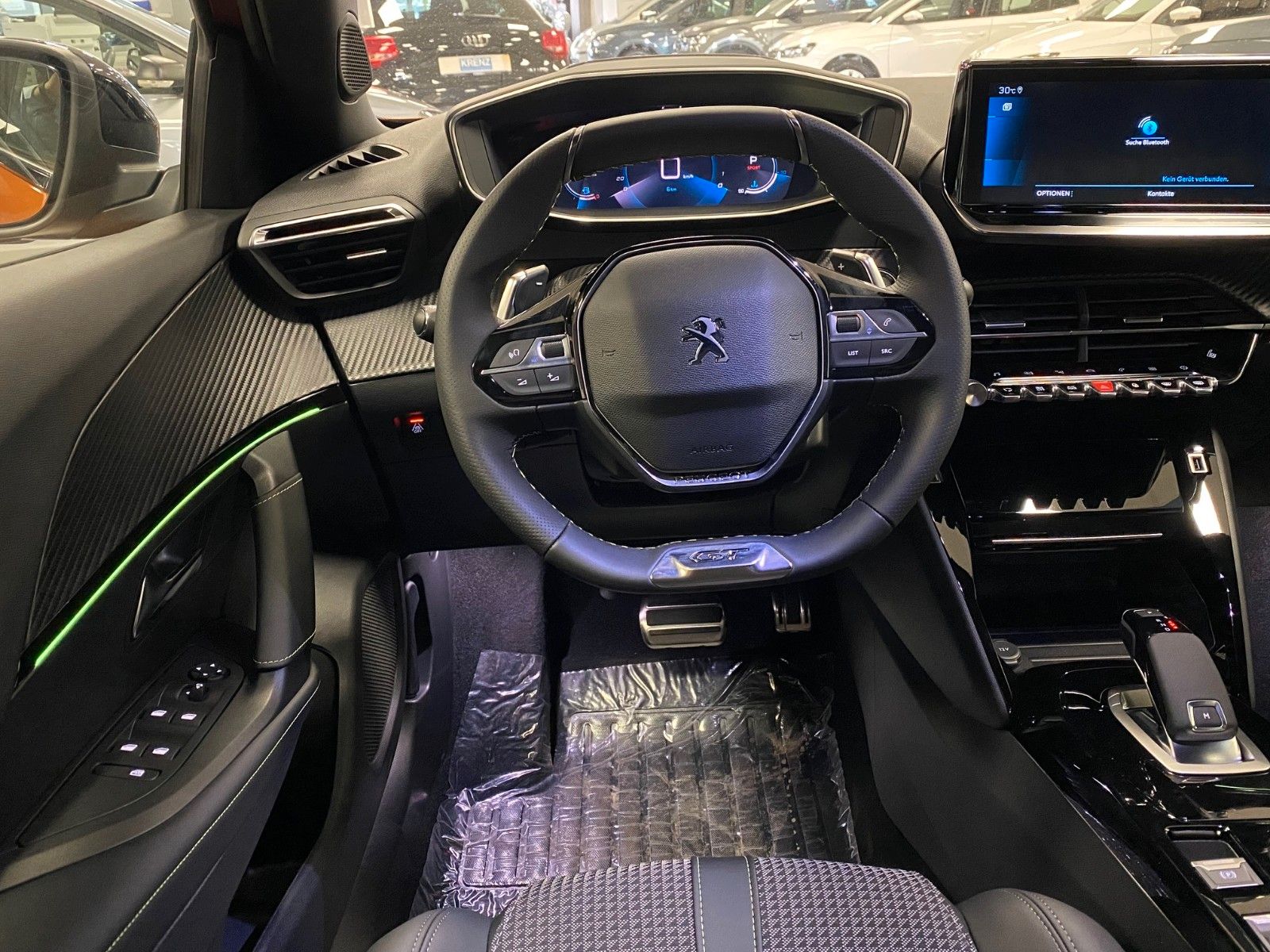 Fahrzeugabbildung Peugeot 2008 PureTech GT+NAVIGATION+LAGER+ALU+AUTOMATIK+