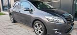Toyota Auris 1.6 benzin - Toyota Auris