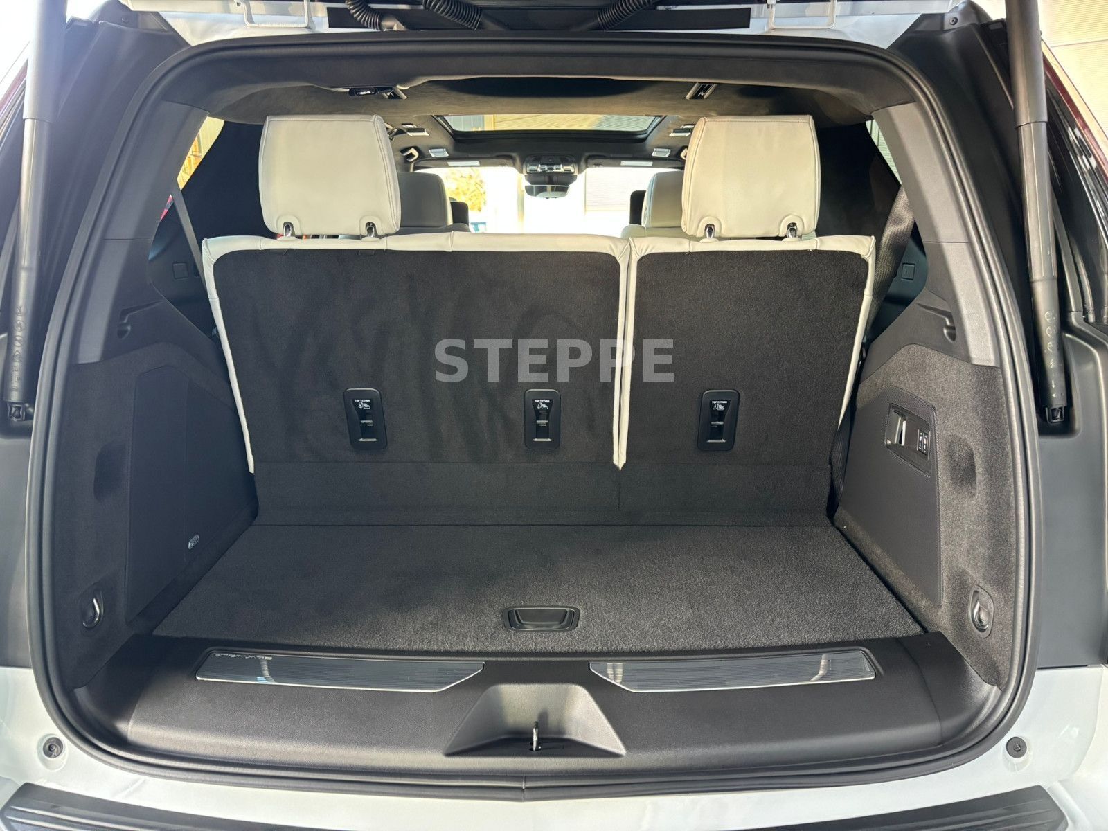 Cadillac Escalade MY26 V-Series 6.2 V8 Supercharged AWD