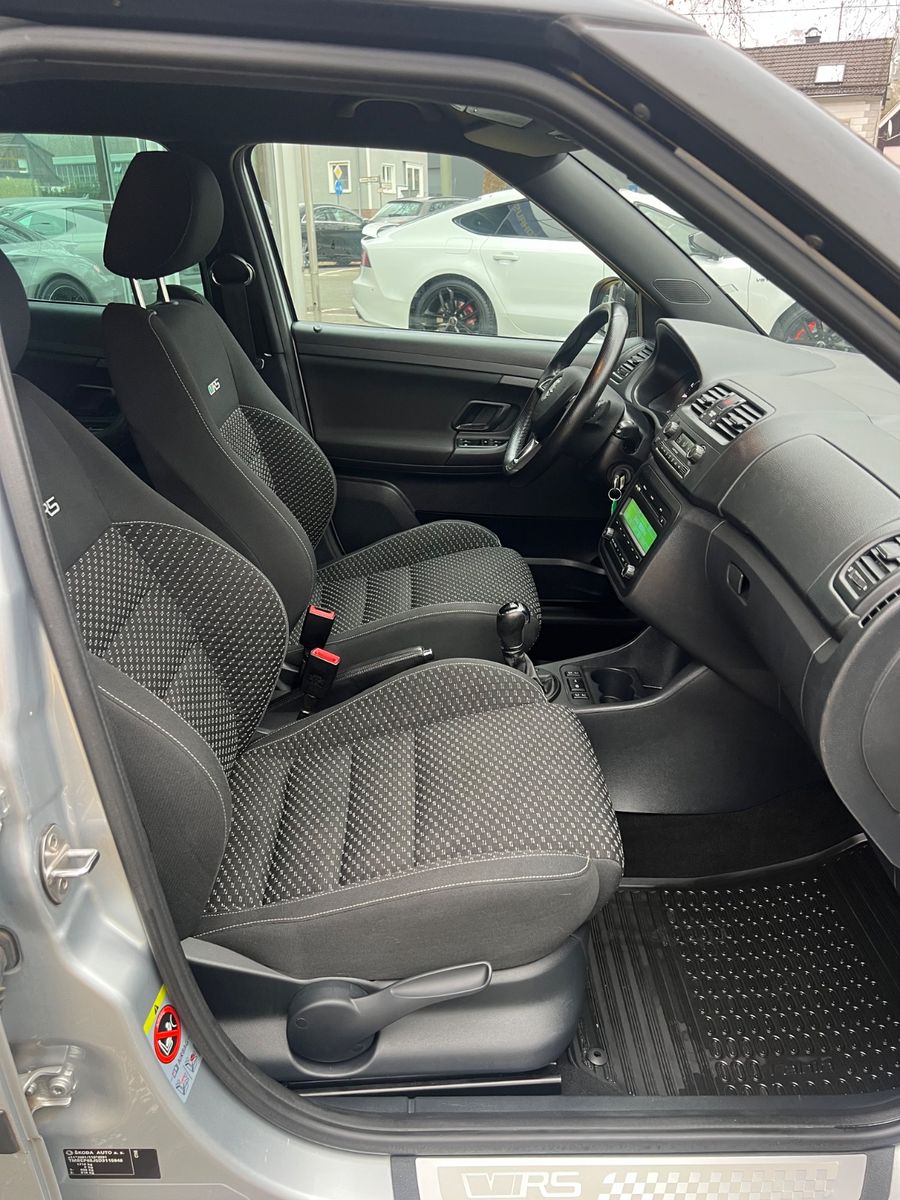 Fahrzeugabbildung SKODA Fabia RS Automatik