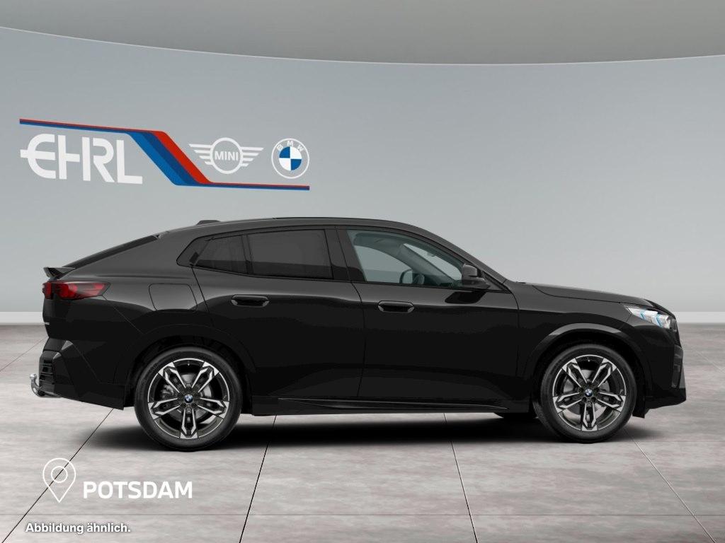 BMW iX2 eDrive20 M Sportpaket Head-Up HK HiFi DAB