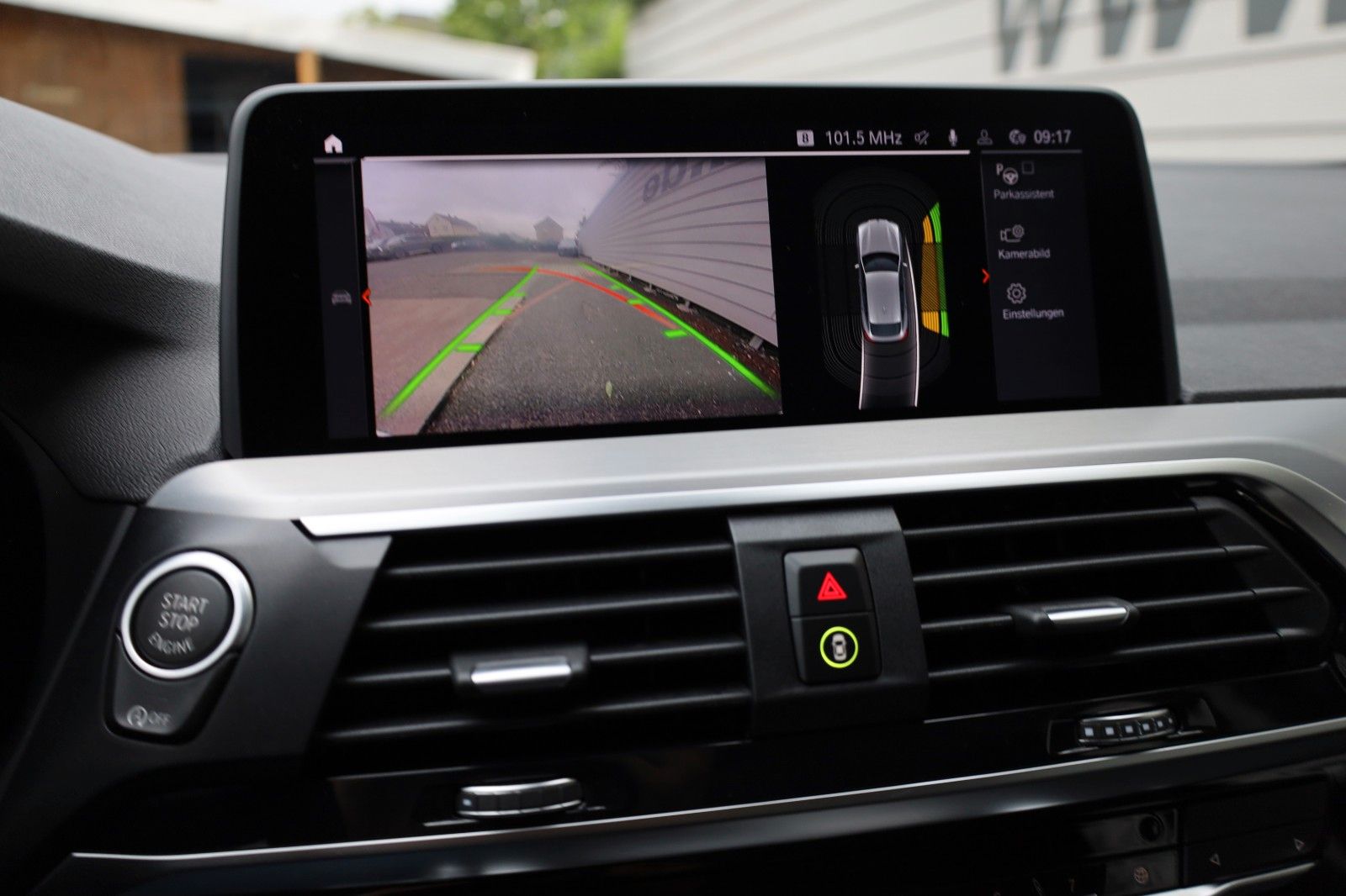 Fahrzeugabbildung BMW X4 20d xDrive xLine Leder,Navi,LED,HeadUp,SH,PDC