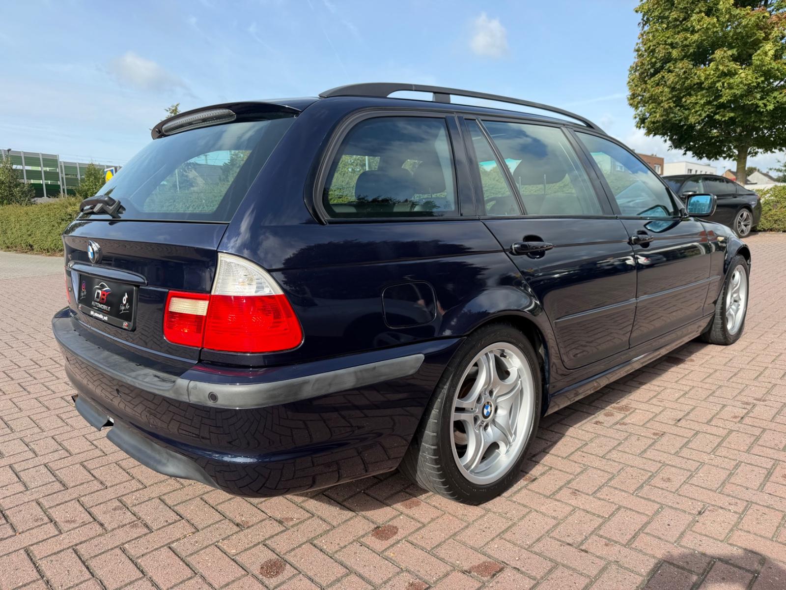 BMW 318 TOURING - M PACK - 143 CV - BVM - PREMIERE MAIN