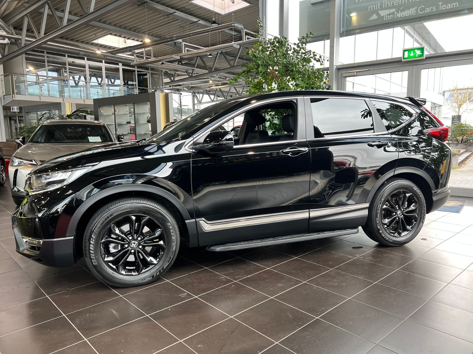 Fahrzeugabbildung Honda CR-V 2.0 i-MMD e:HEV 2WD Sport Line SHZ RFK NAVI