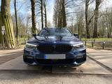BMW 530d Touring A - sportlich-komfortabel - BMW 530: Blau, Schiebedach, Kombi