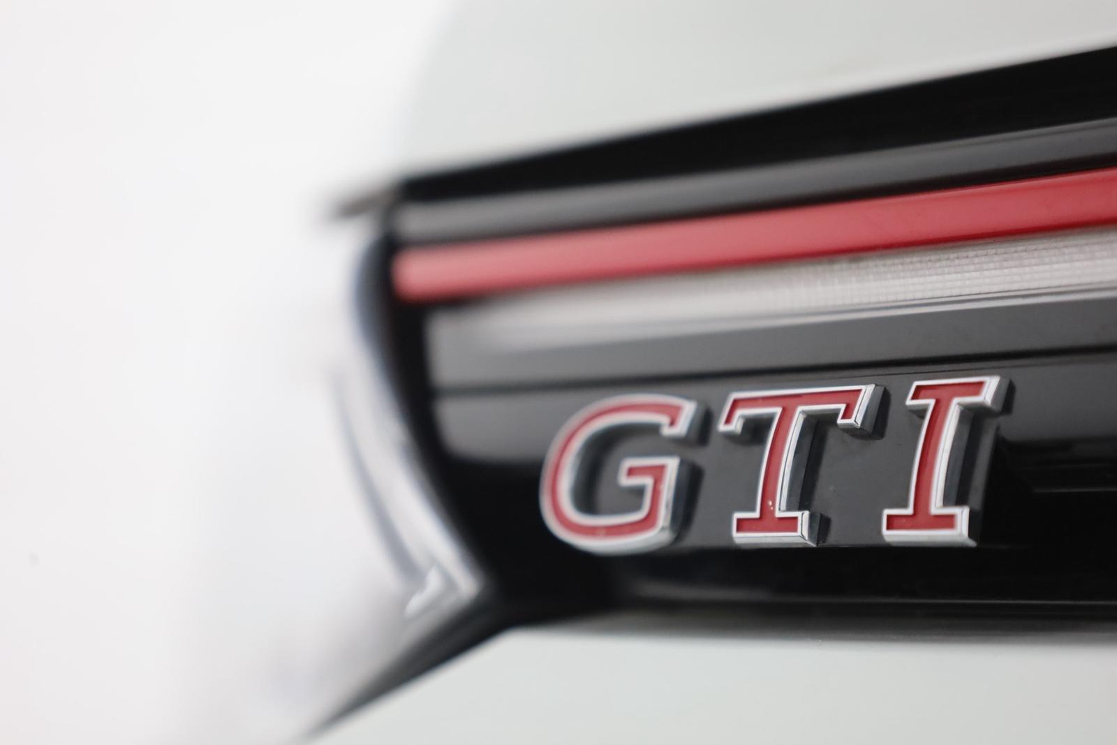 Volkswagen Golf VIII 2.0 GTI LED Navi AHK Winterpaket DAB, миниатюра 28