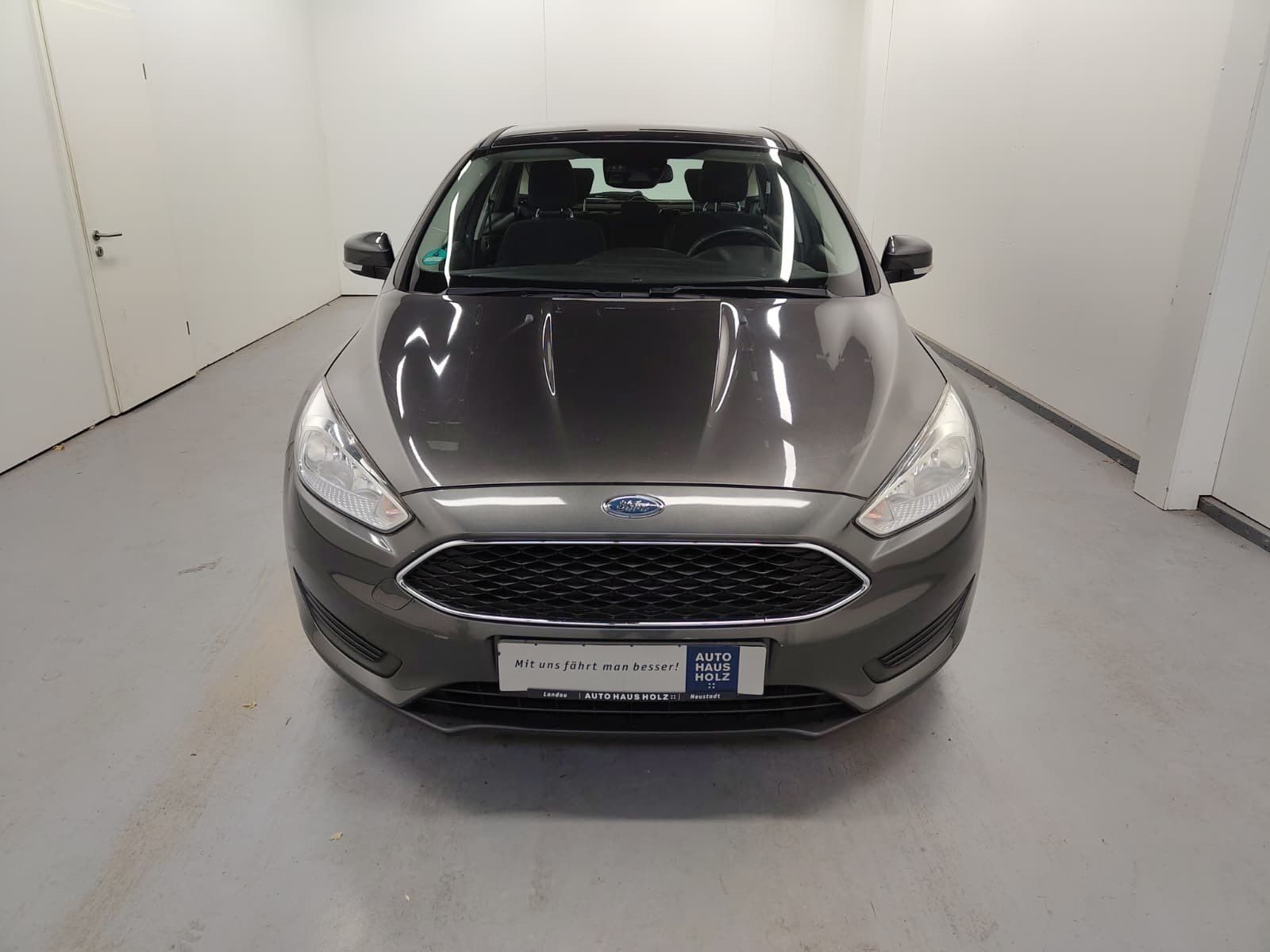 FORD Focus 1.0 EcoBoost Trend Navi SHZ LKH – Bild 6