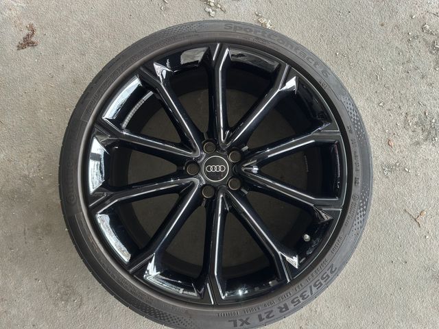 RS Q3 2.5 TFSI quattro S-tronic