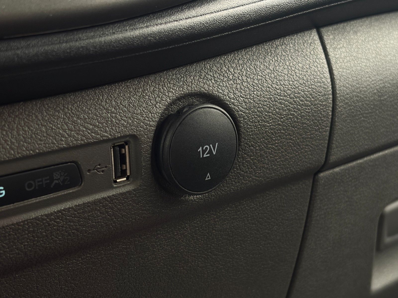 Fahrzeugabbildung Ford Transit Custom 300 L2 H1 Trend Navi Kamera Temp.