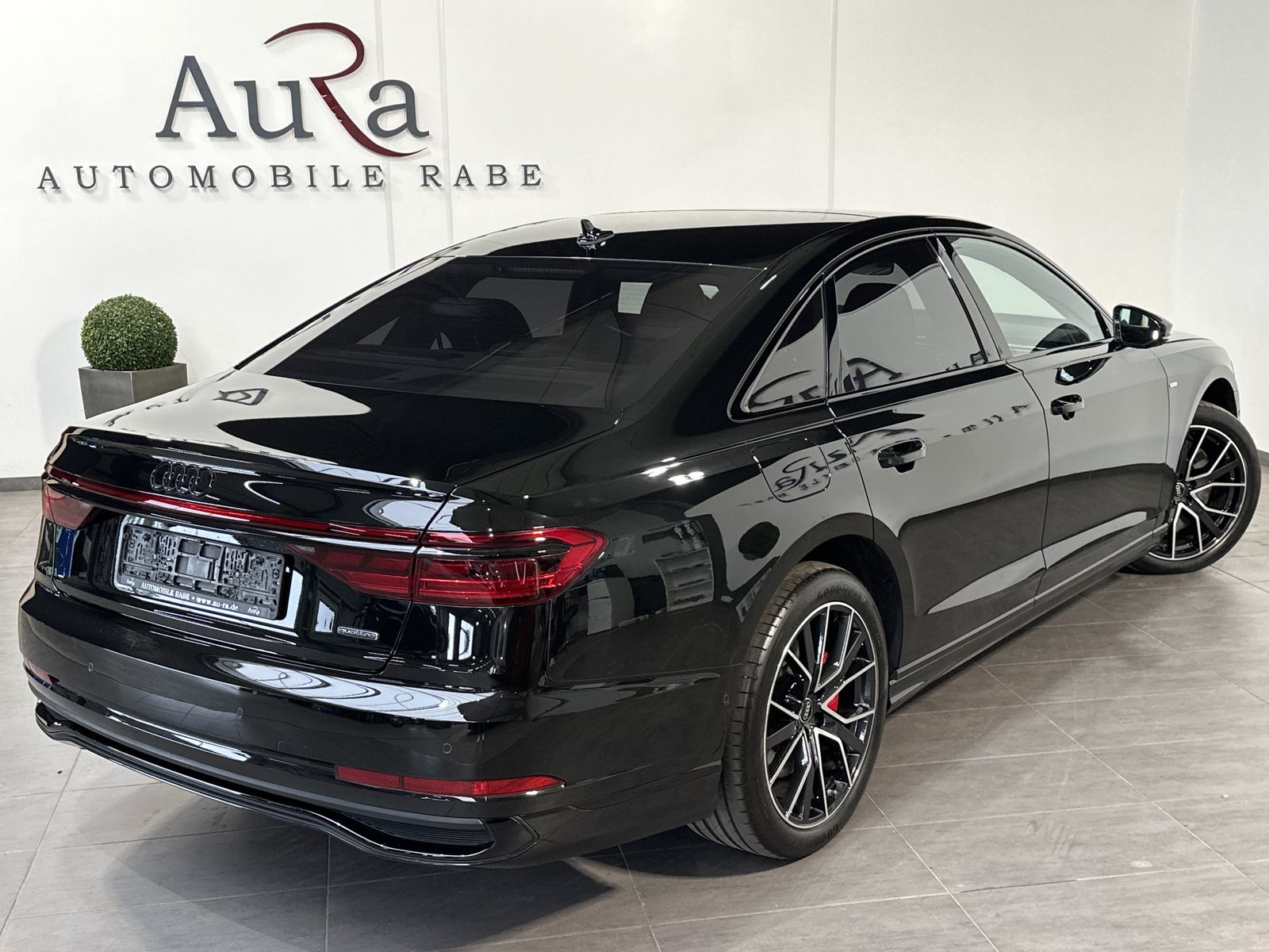 Fahrzeugabbildung Audi A8 60 TFSIe Quattro S-Line MATRIX+ACC+HUD+PANO