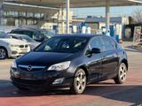 Opel Astra J Lim. 5-trg. Design Edition - gebrauchte Opel Astra aus dem Jahr 2012