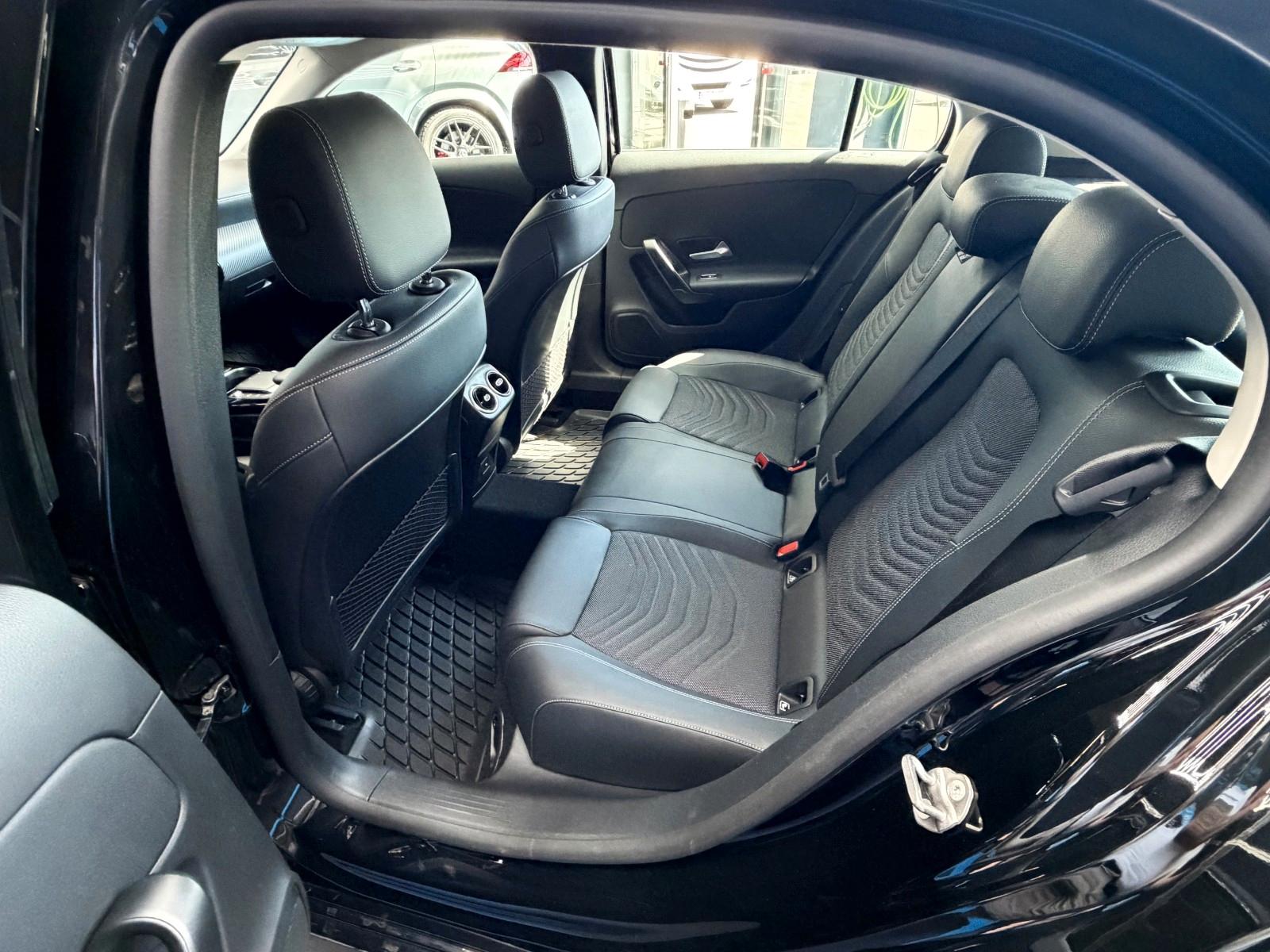 Mercedes-Benz A250e8G-DCT Style+Navi+LED+Rfkm.+MBUX-Paket