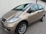 Mercedes-Benz A 150 Classic 5-Türer *KLIMA*TÜV04/2026* - Mercedes-Benz A-Klasse: Türer